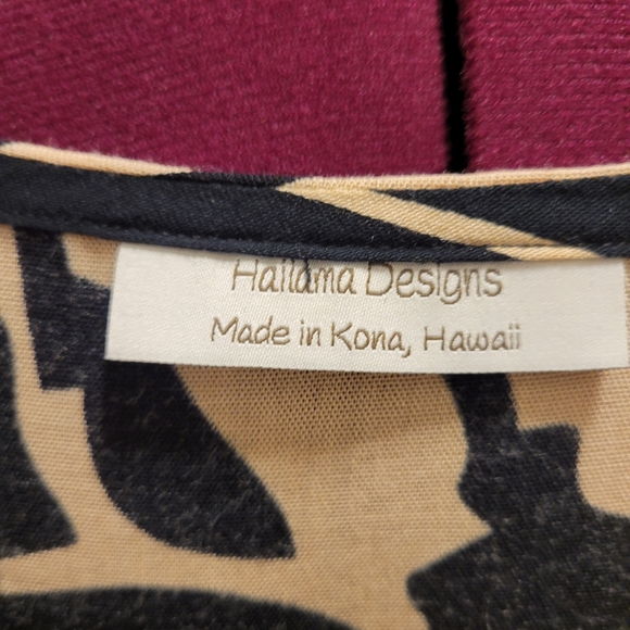 Aloha Blouse Sz. XL - Picture 12 of 13